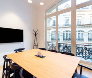 Bureau privé 32 m² 8 postes Coworking Avenue de la République Paris 75011 - photo 1